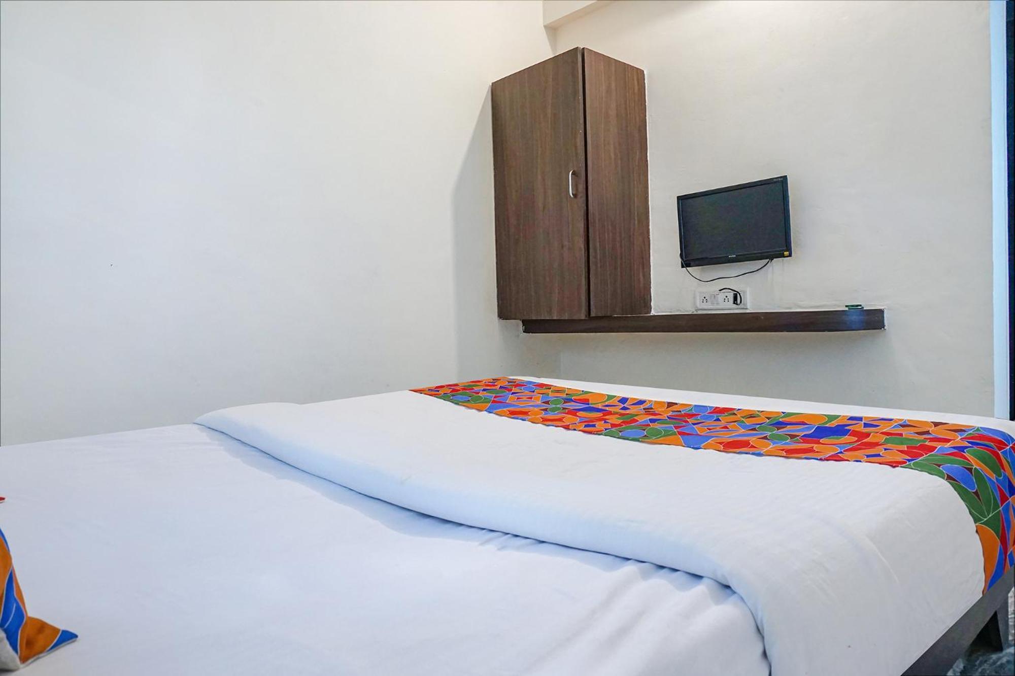 Fabhotel Gokul Lodge Gorhe Khurd Ngoại thất bức ảnh